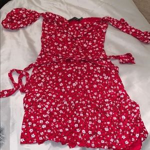 Pretty little thing floral dress